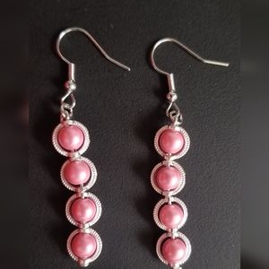 NEW, Pink dangling earings
